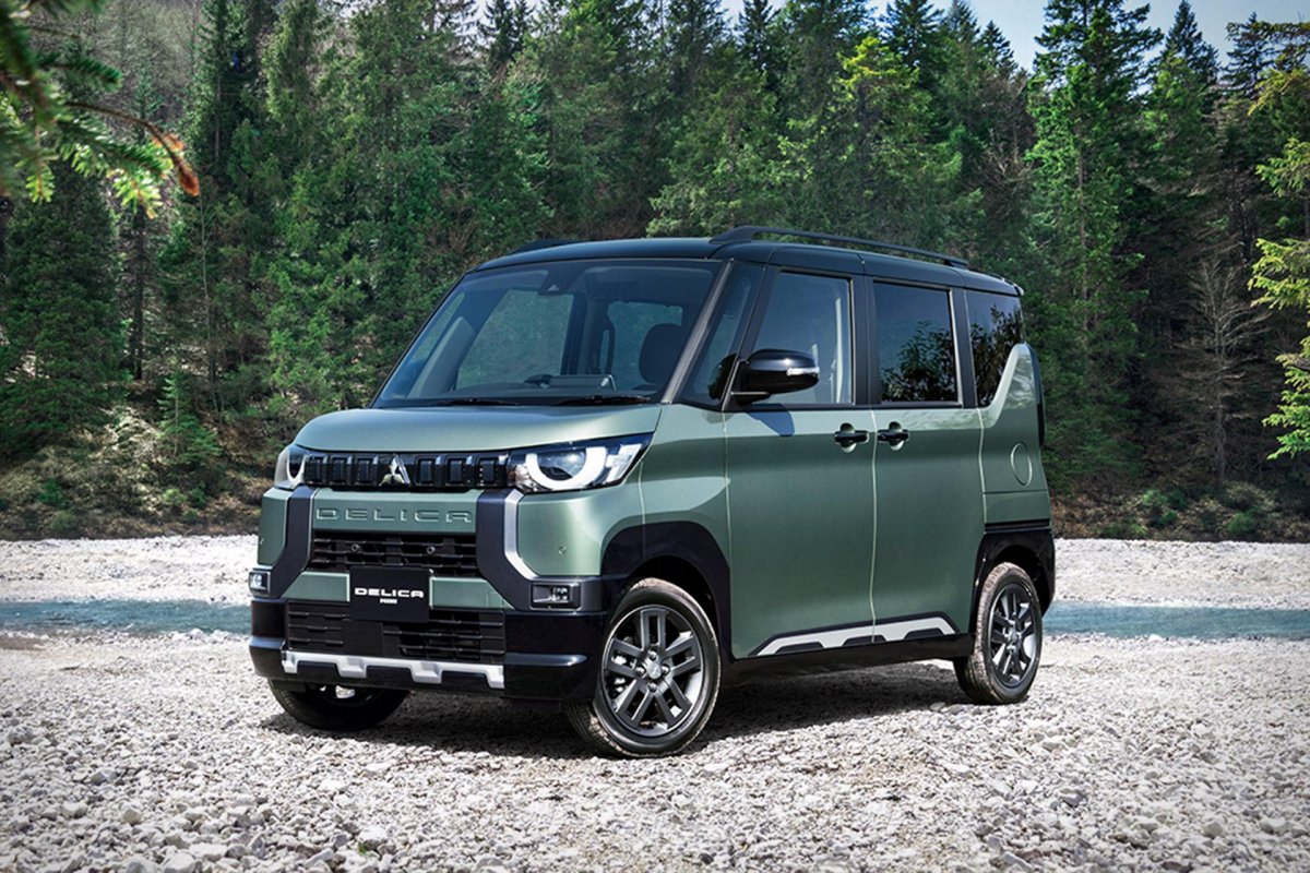 Mitsubishi Delica 2023