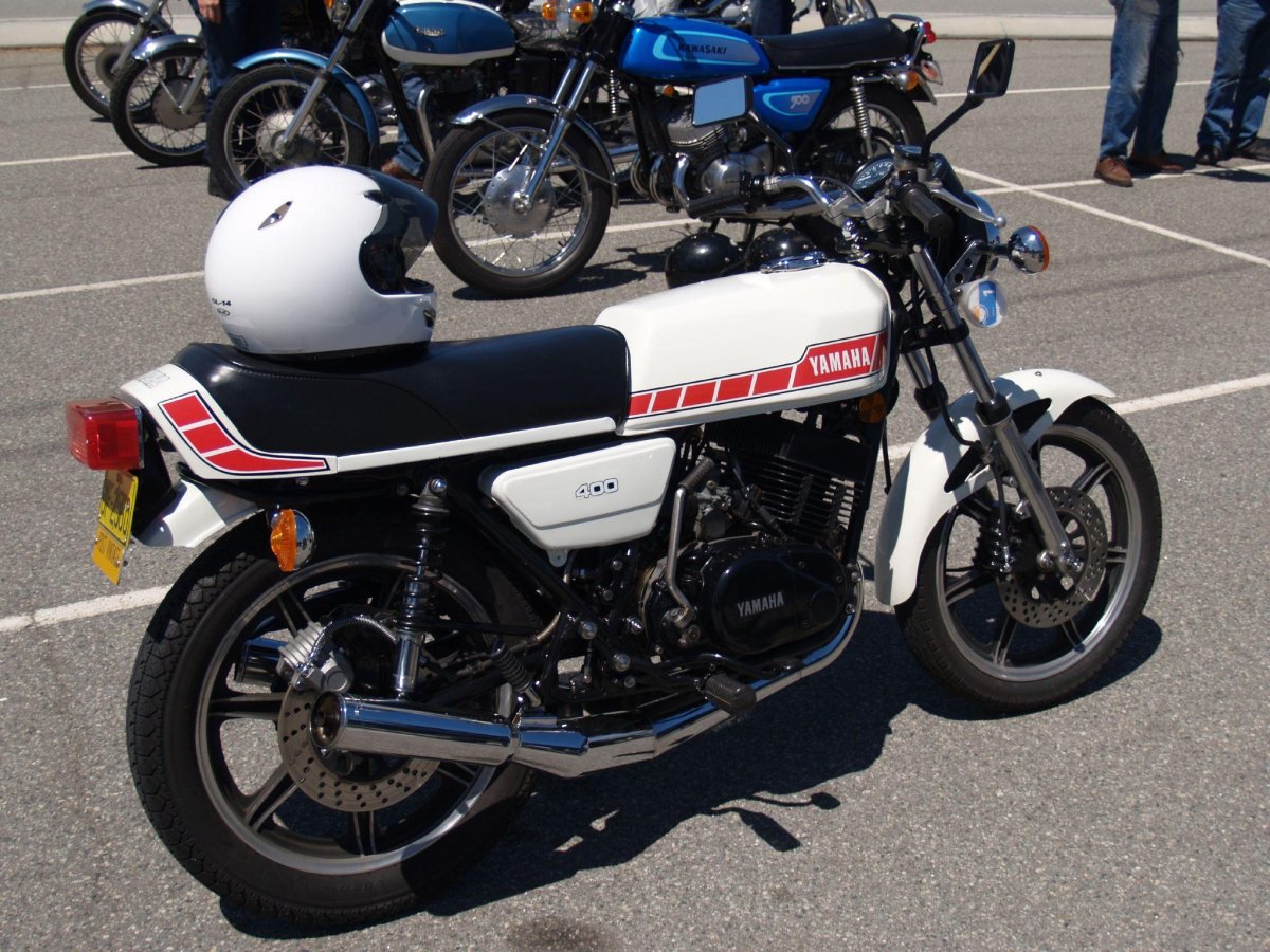 Yamaha rd400