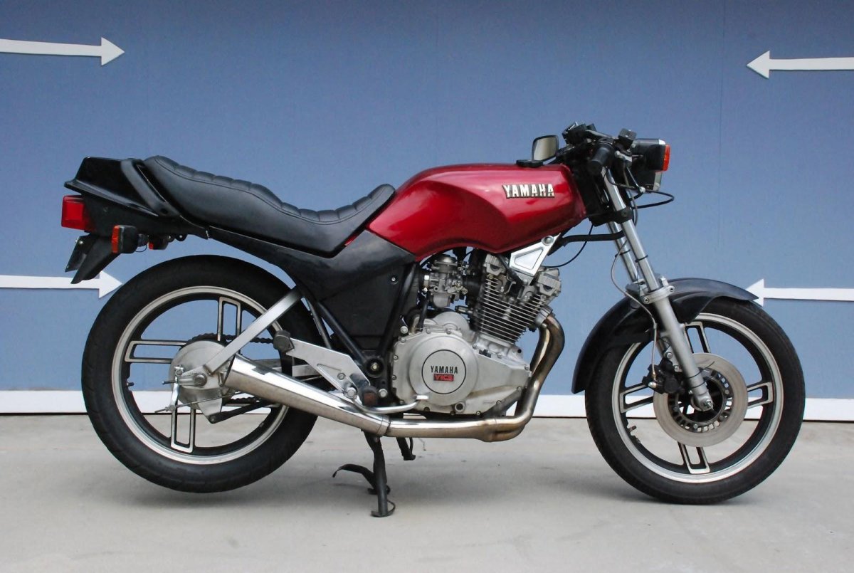 Yamaha XS 400 Seca