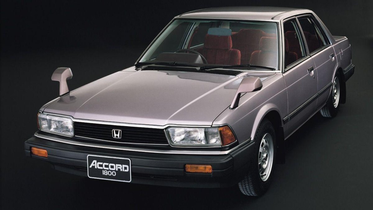 Honda Accord 1 поколение