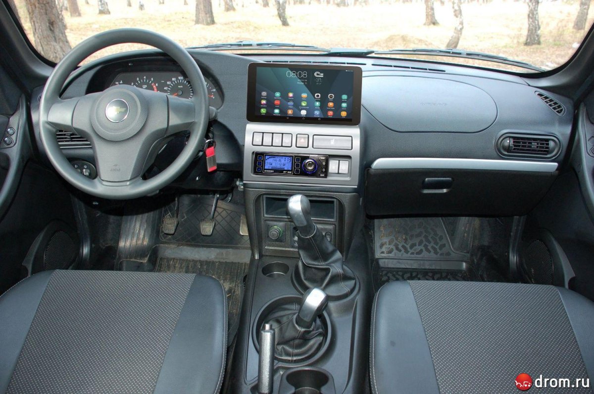 Niva Chevrolet 2123 салон