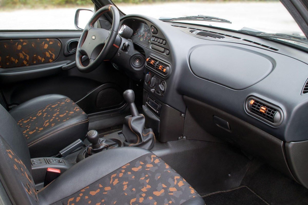 Chevrolet Niva 2004 салон