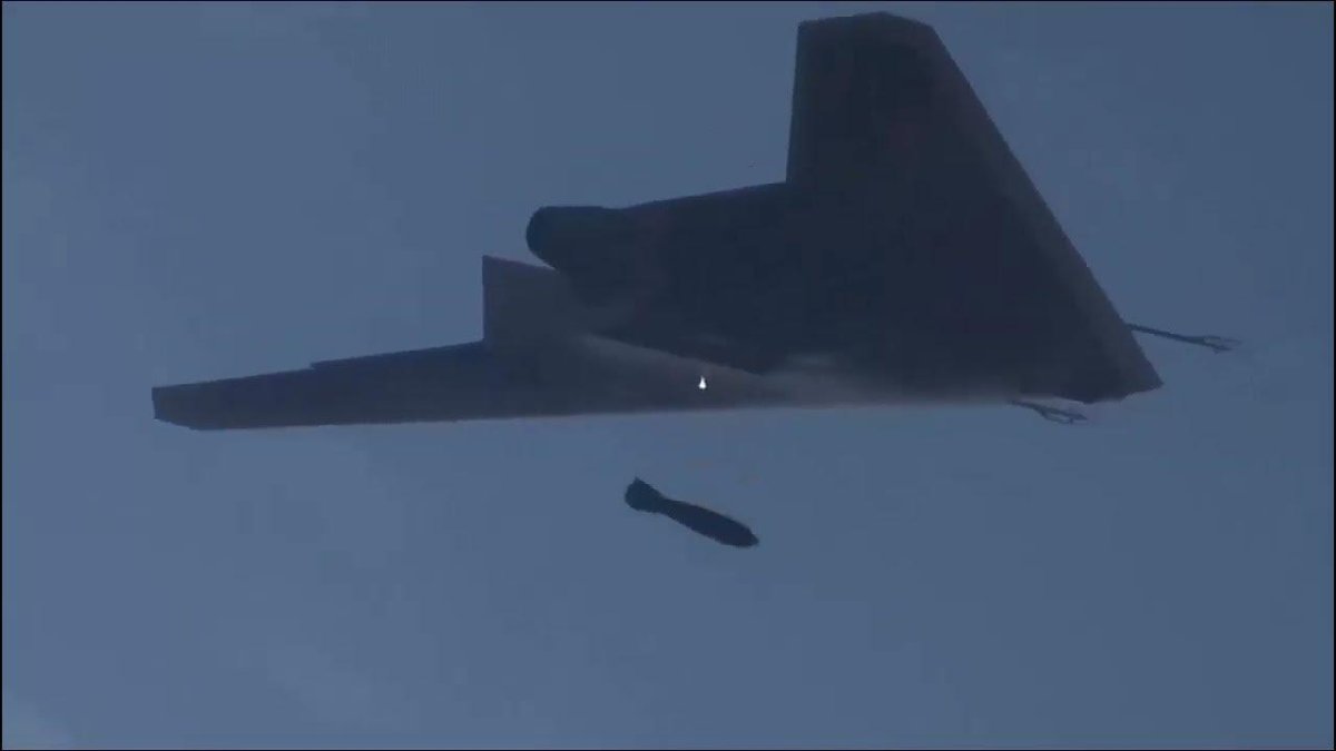 Стелс-беспилотник с-70