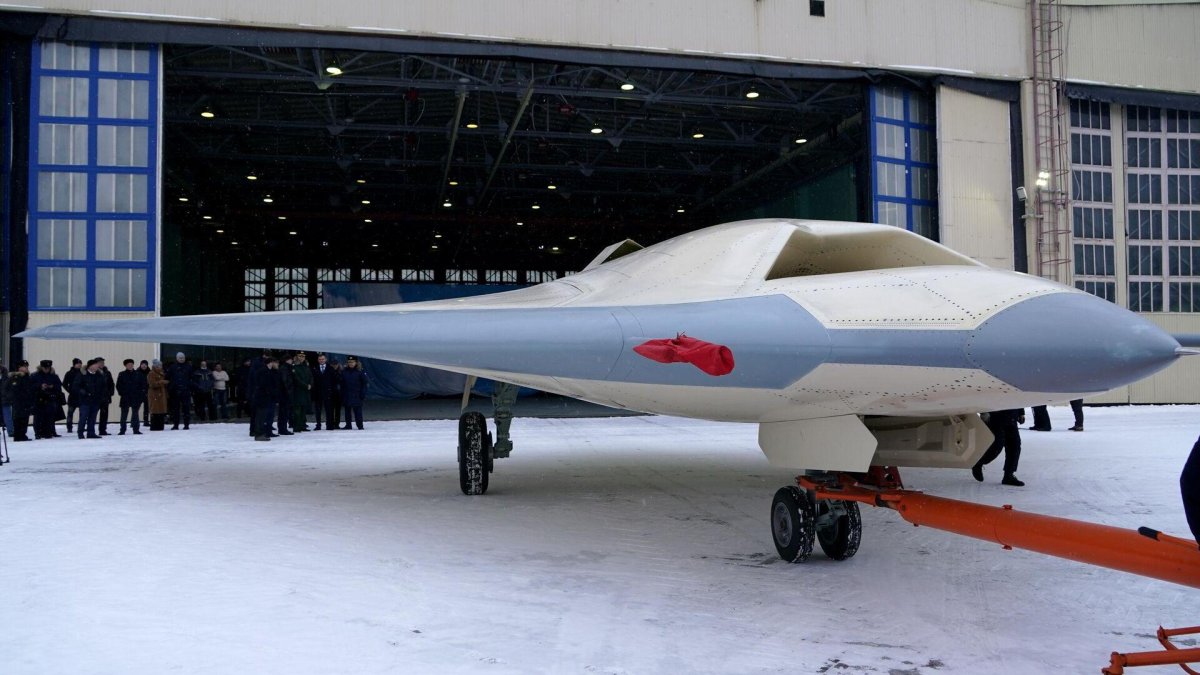 Стелс-беспилотник с-70