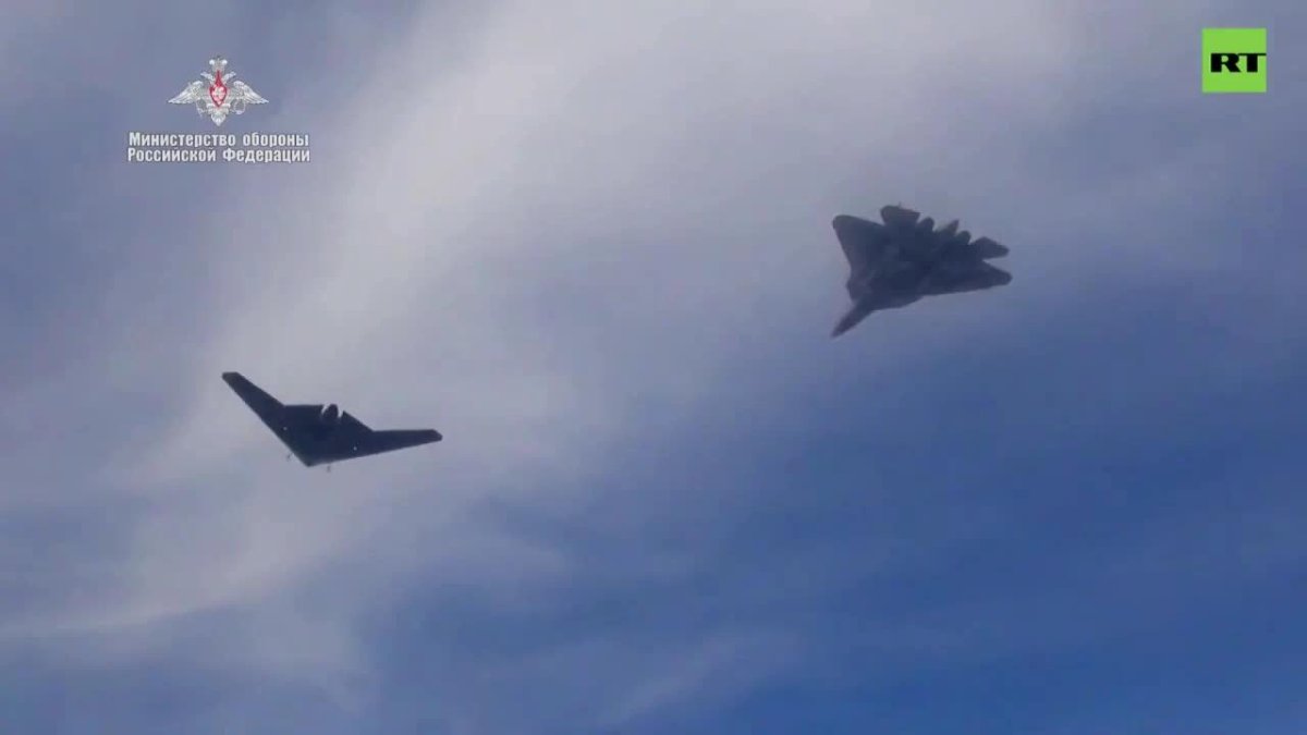 БПЛА охотник и Су-57