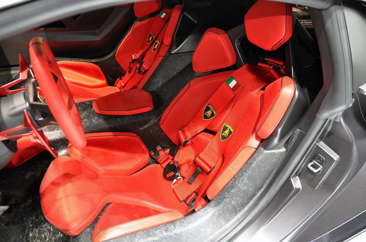 Ламборгини элементо