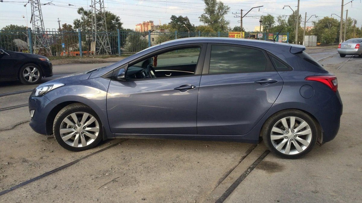 Хендай i30 синий