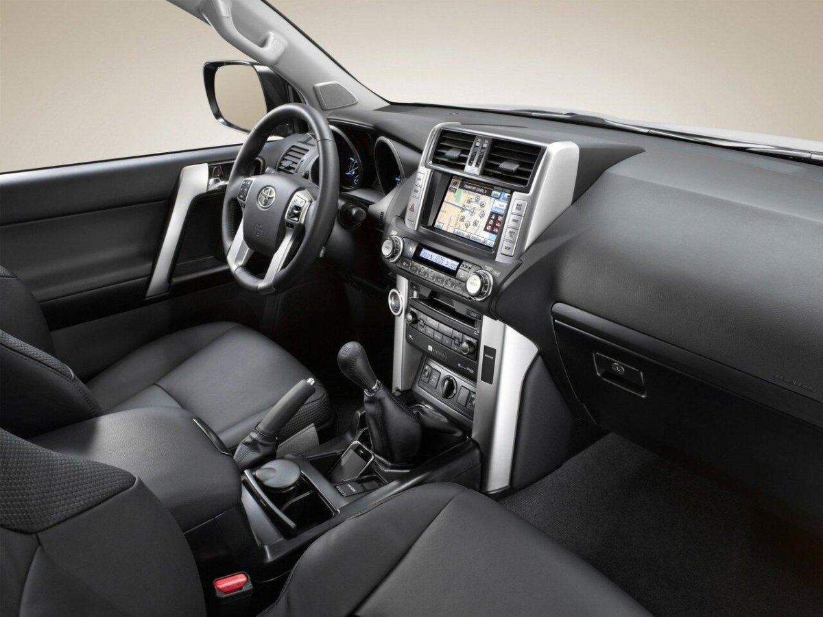 Ленд Крузер Прадо 150 салон