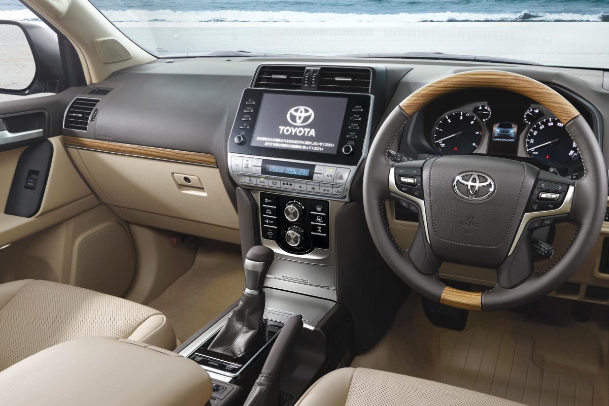 Land Cruiser Prado 2022 салон