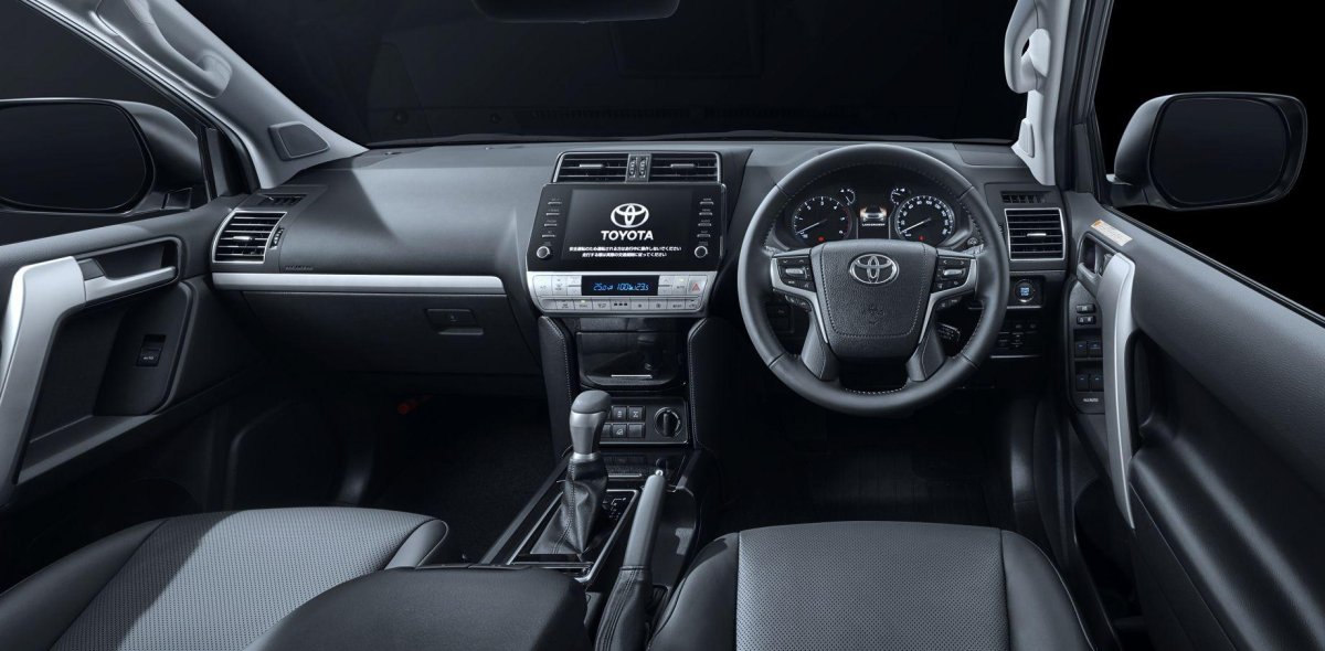 Toyota Land Cruiser Prado 2021 Interior