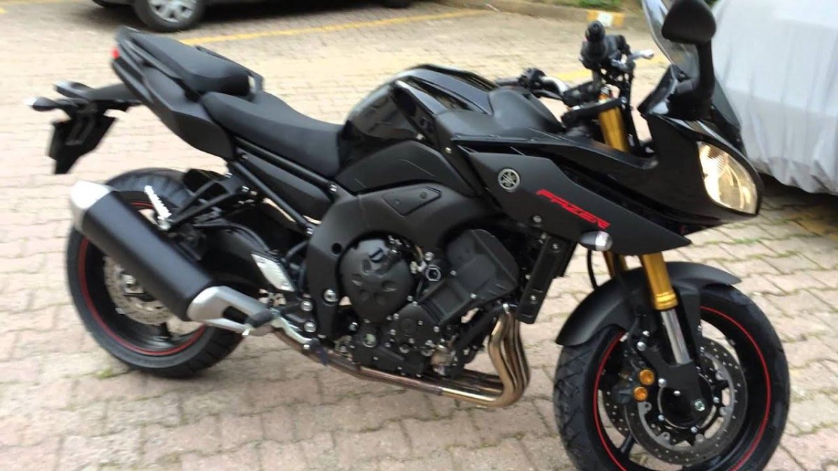 Yamaha fazer 8