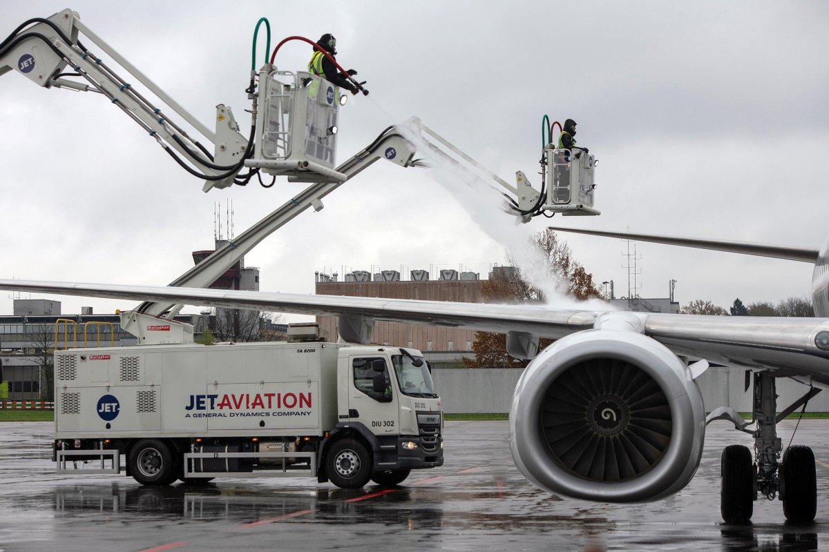 Противообледенительная машина АПМ