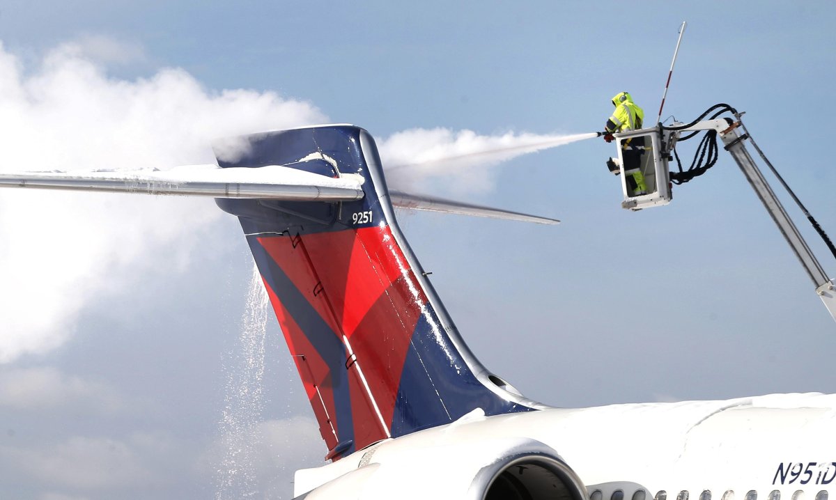 Противообледенительная система л410