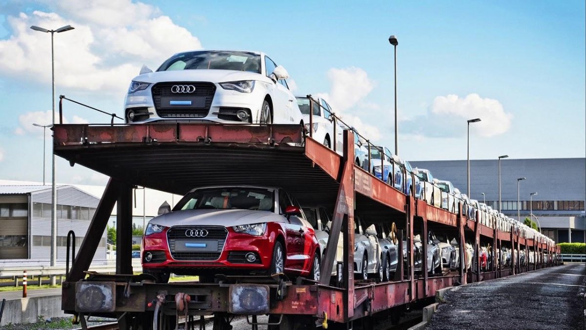 ЖД вагон автомобилевоз