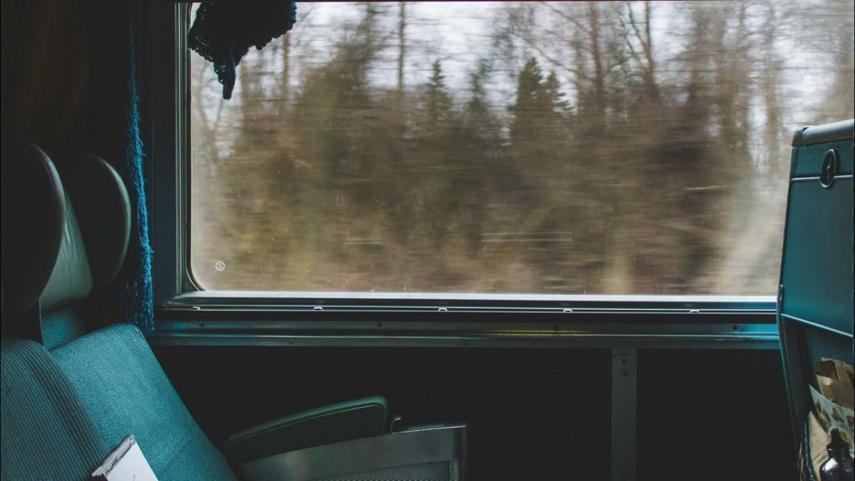 Окно поезда