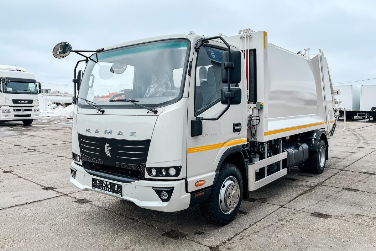 КАМАЗ компас 9