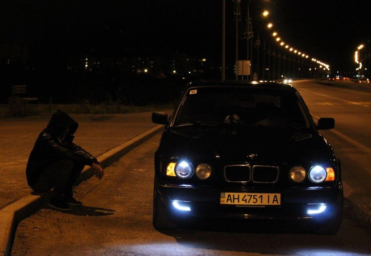 БМВ е36 в темноте