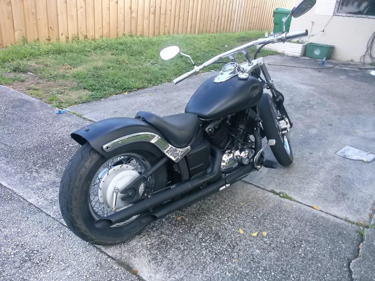 Yamaha XVS 650 Custom