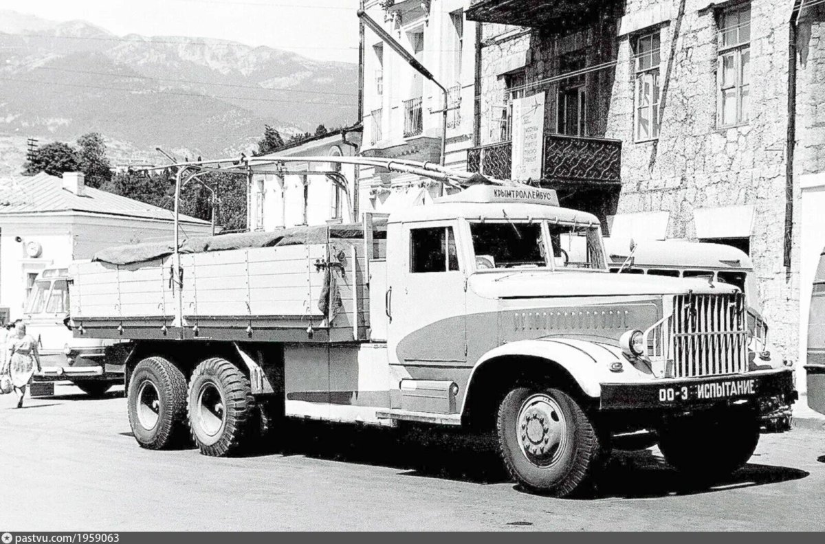 КРАЗ-222 Днепр