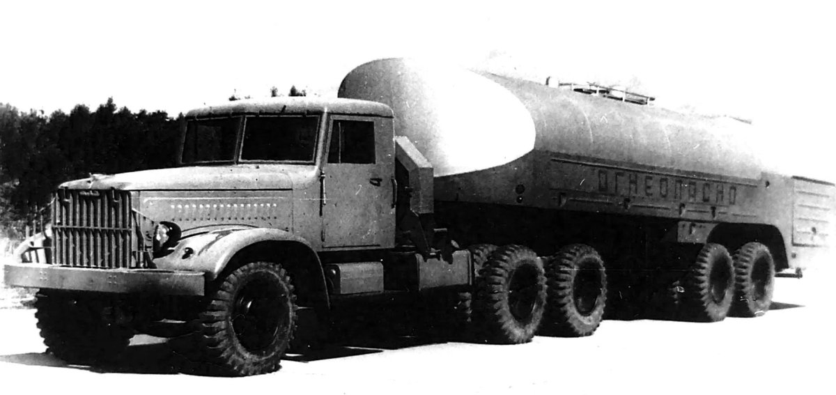 Седельный тягач КРАЗ-214