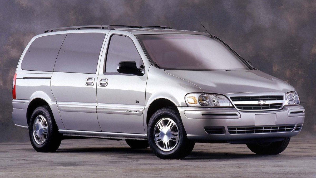 Шевроле минивэн 2000г