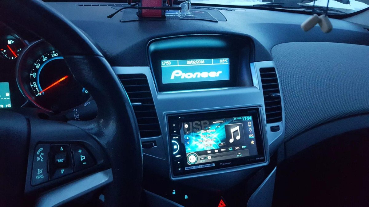 Шевроле Круз магнитола 2 din