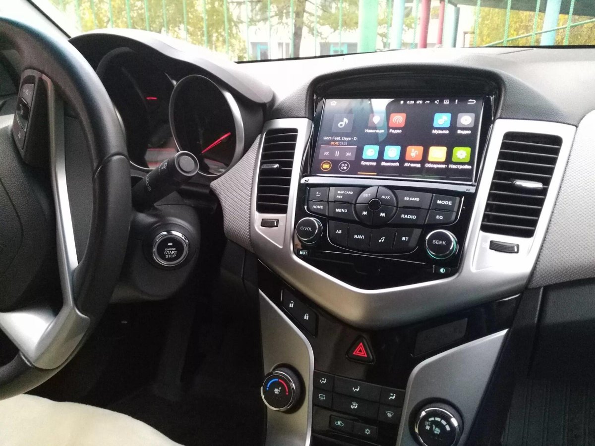 Сенсорная магнитола на Шевроле Круз