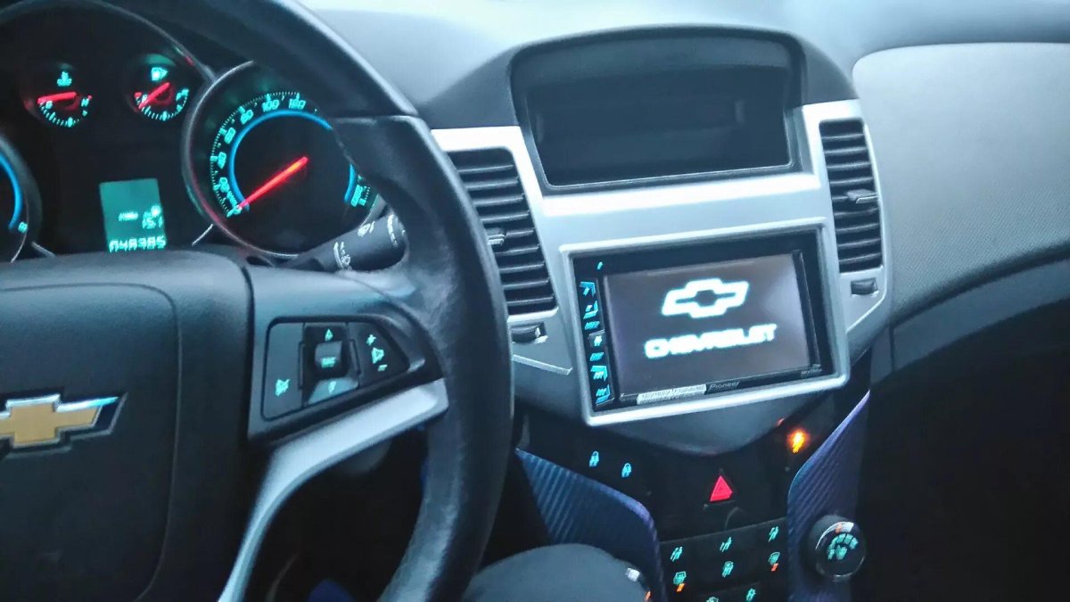 2 Din магнитола Chevrolet Cruze