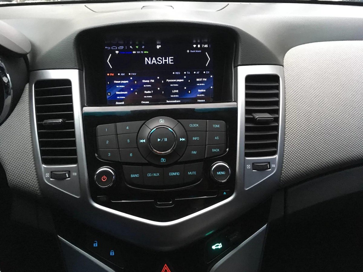 Штатная магнитола Chevrolet Cruze