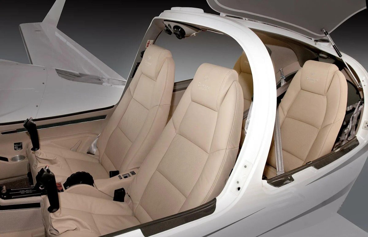 Diamond da42 Cockpit