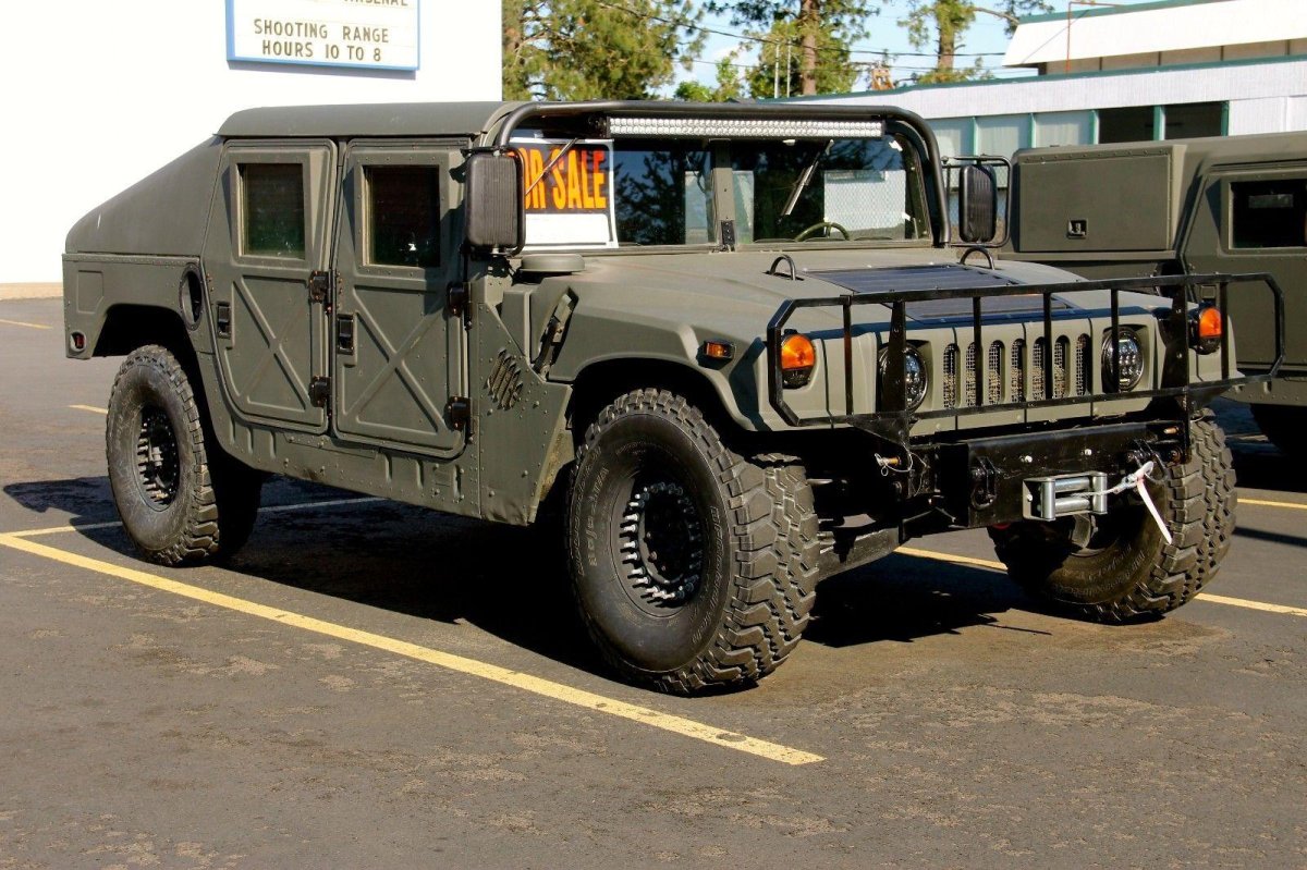 Хаммер h1 Humvee
