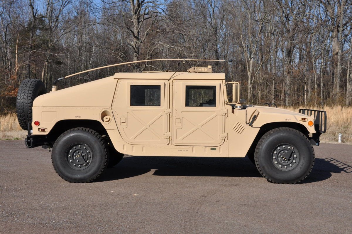Hummer h1 Humvee