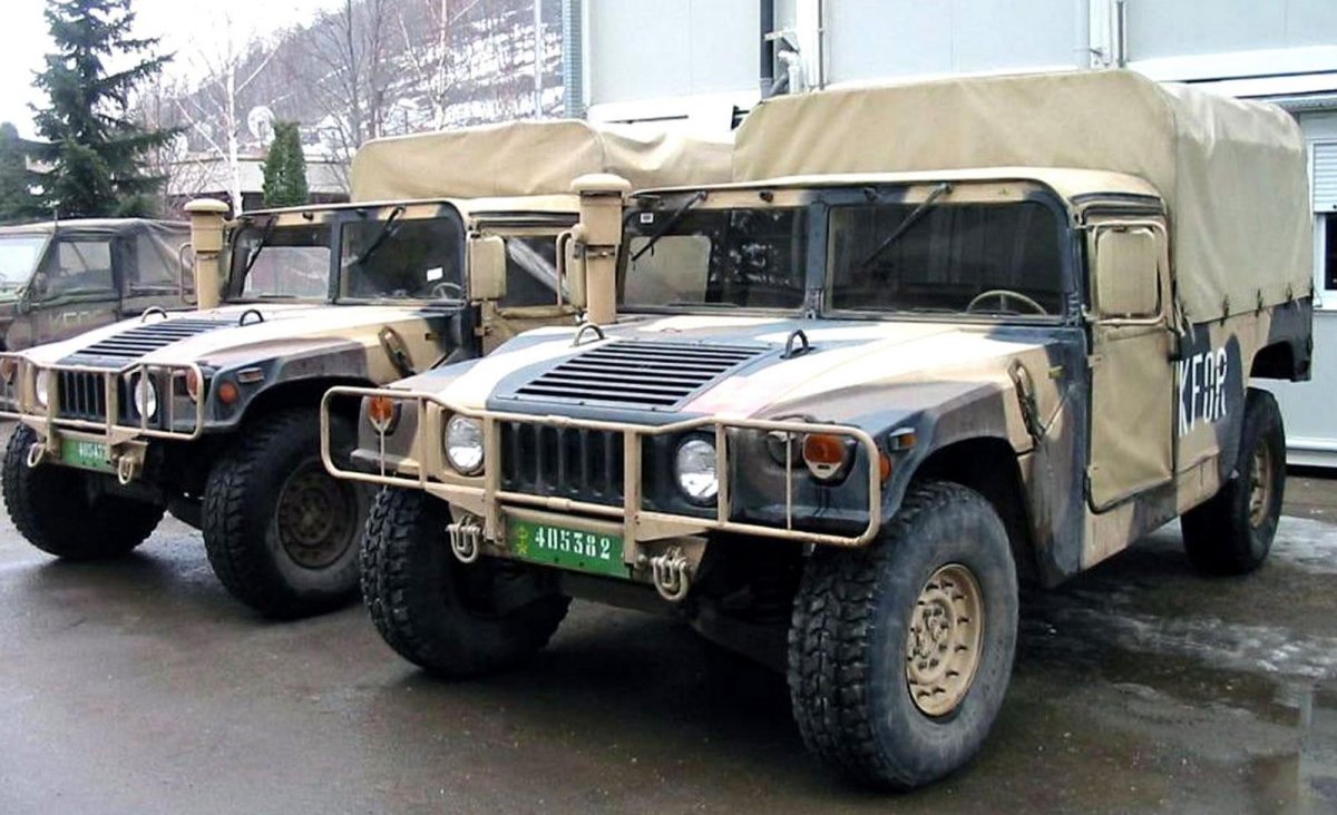 M998 Humvee
