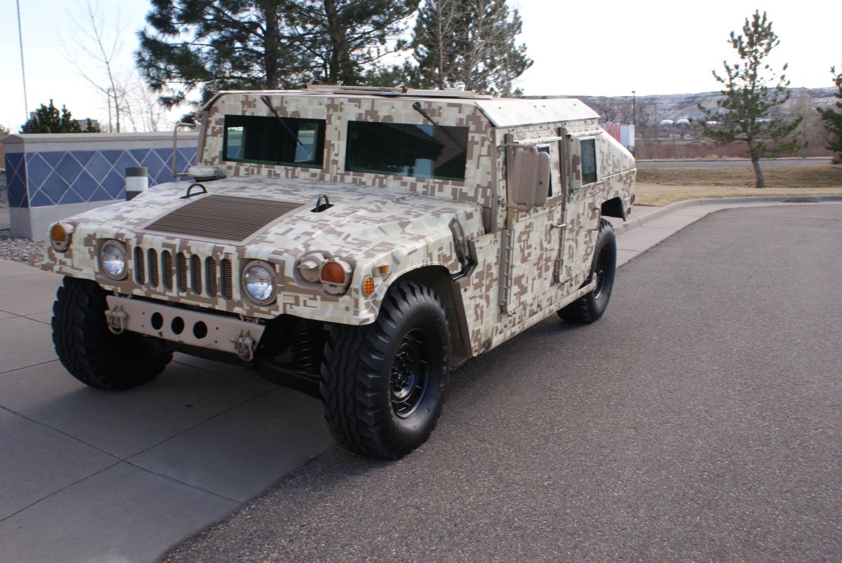 Hummer Humvee