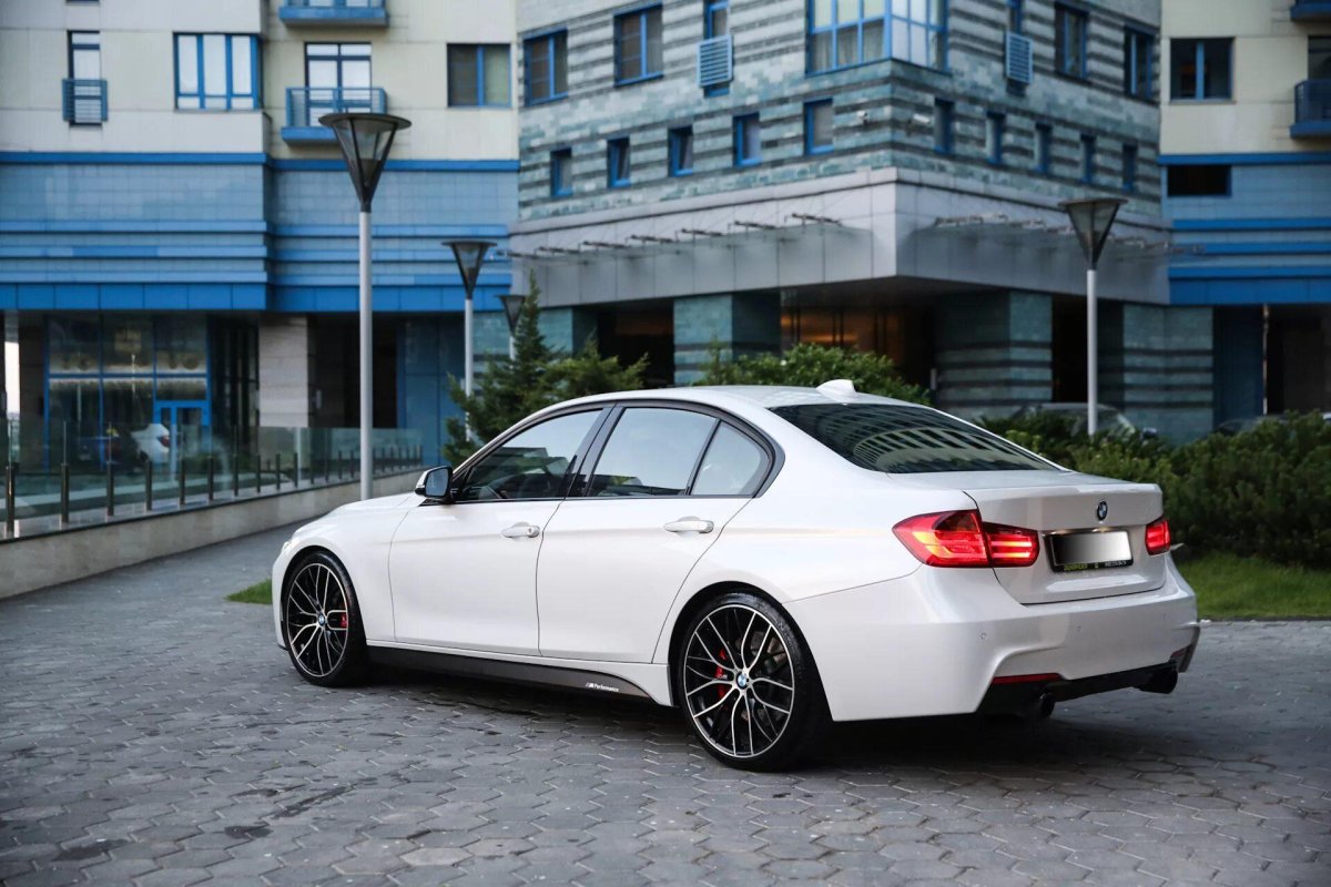 BMW 3 f30 2012
