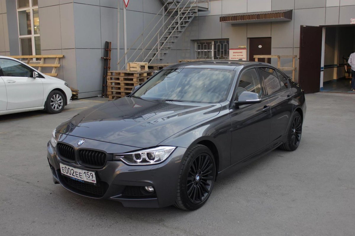 БМВ 328 f30
