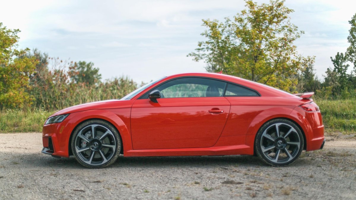 Audi TT RS фото