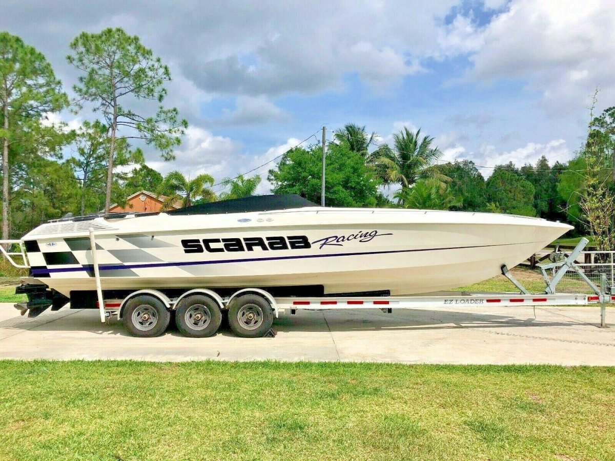 Катера Wellcraft Scarab "43.