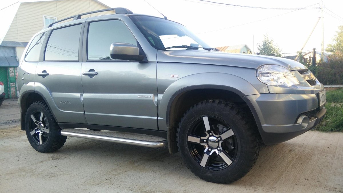 Шевроле Нива r16