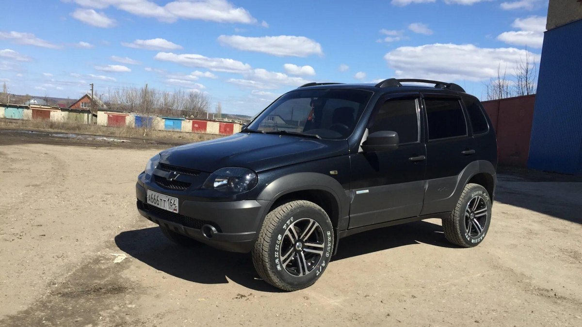 Шеви Нива r18