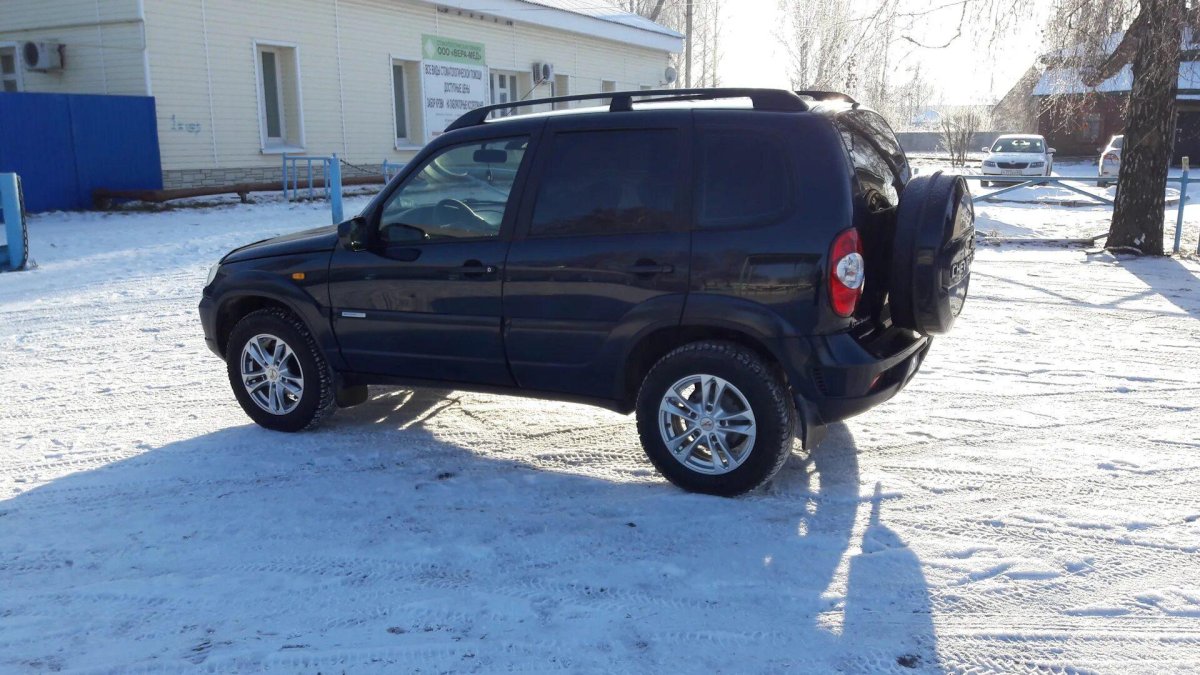 Шевроле Нива на дисках УАЗ Патриот