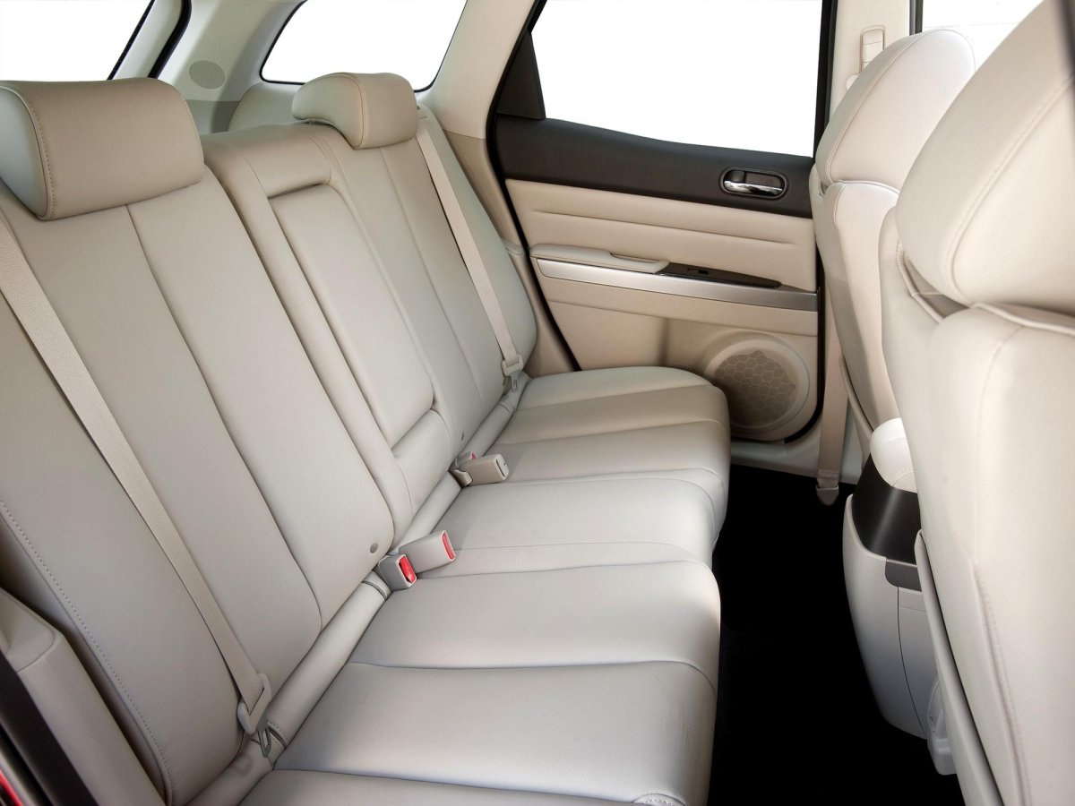 Mazda CX-7 салон