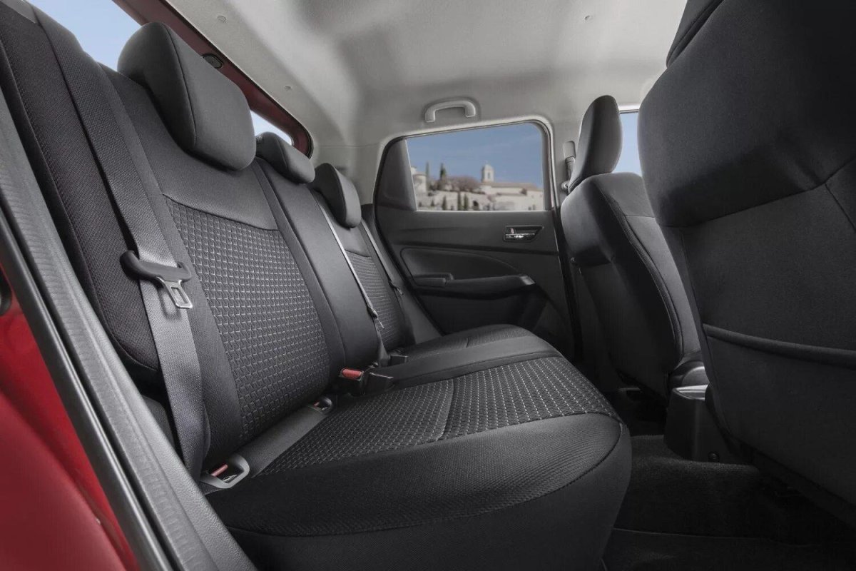 Сузуки Свифт 2020 салон