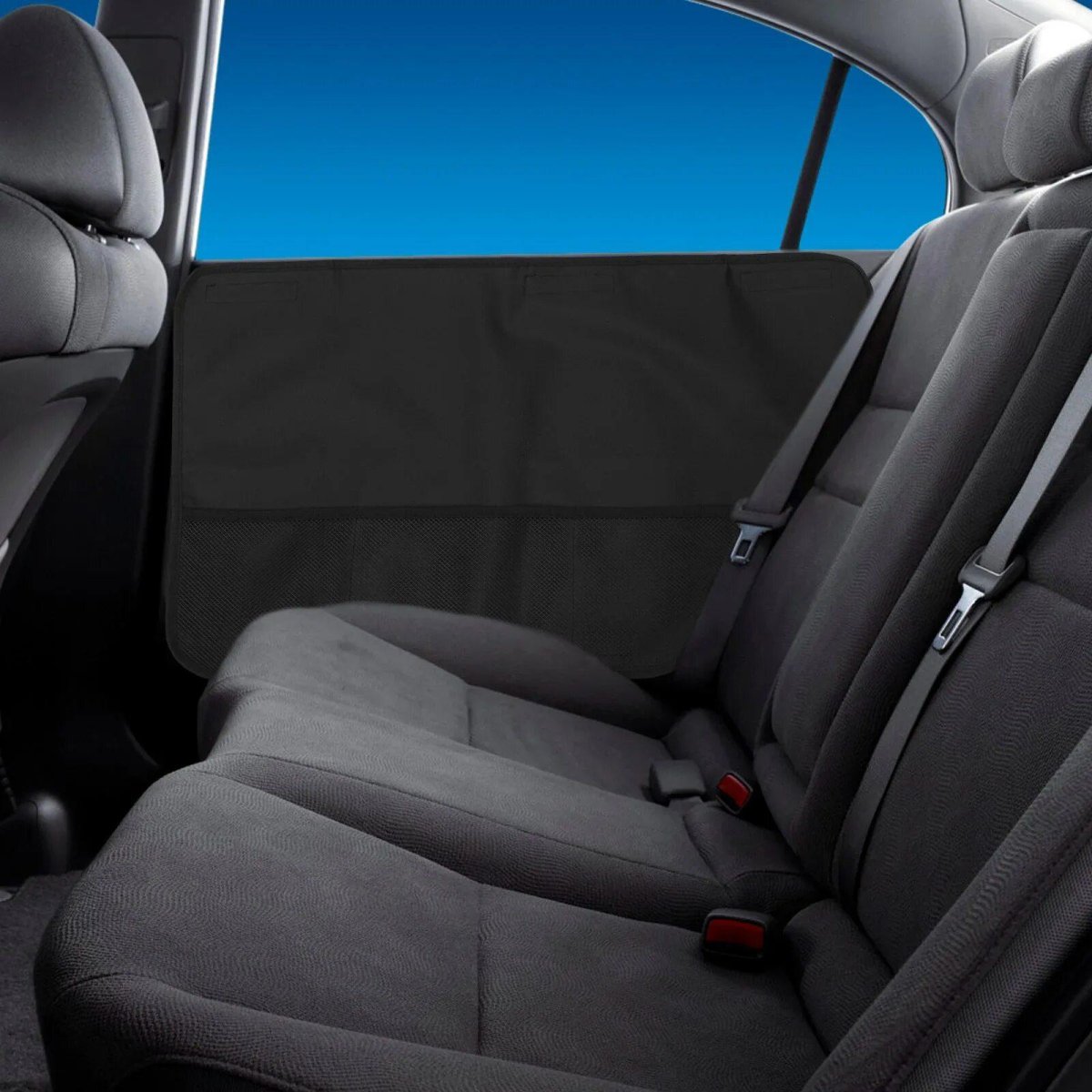 Заднее сиденье авто