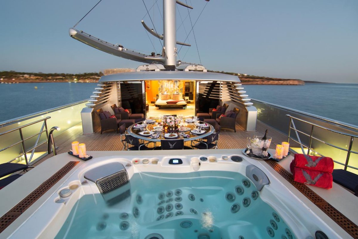 Мальтезе Фалькон яхта