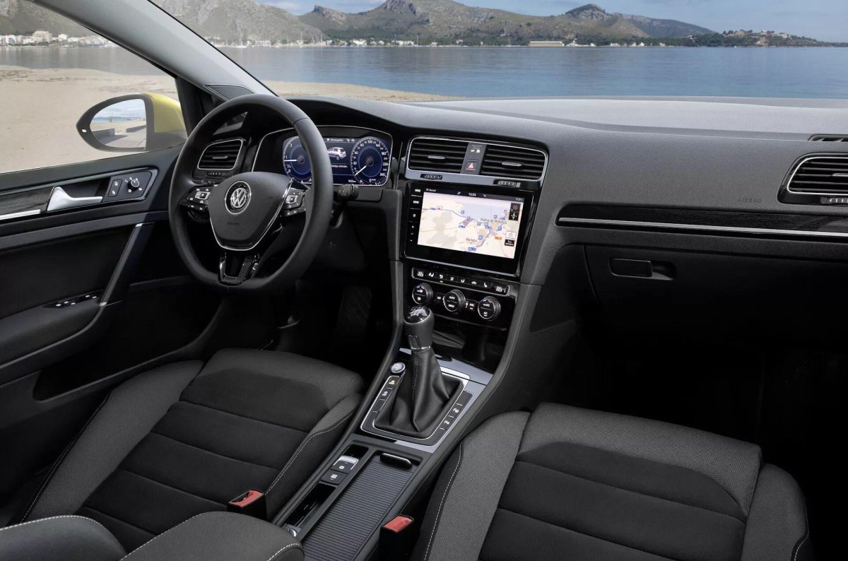 Volkswagen Golf 7 Interior