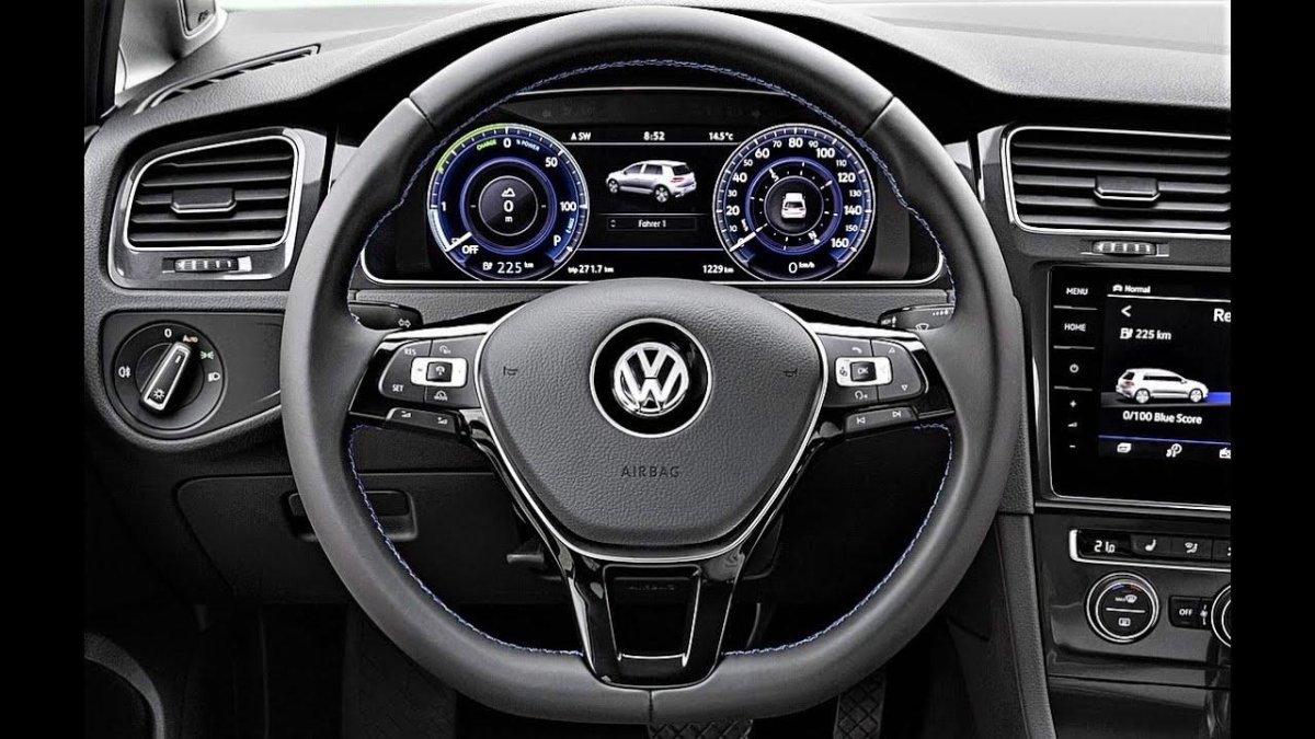 Volkswagen e Golf салон