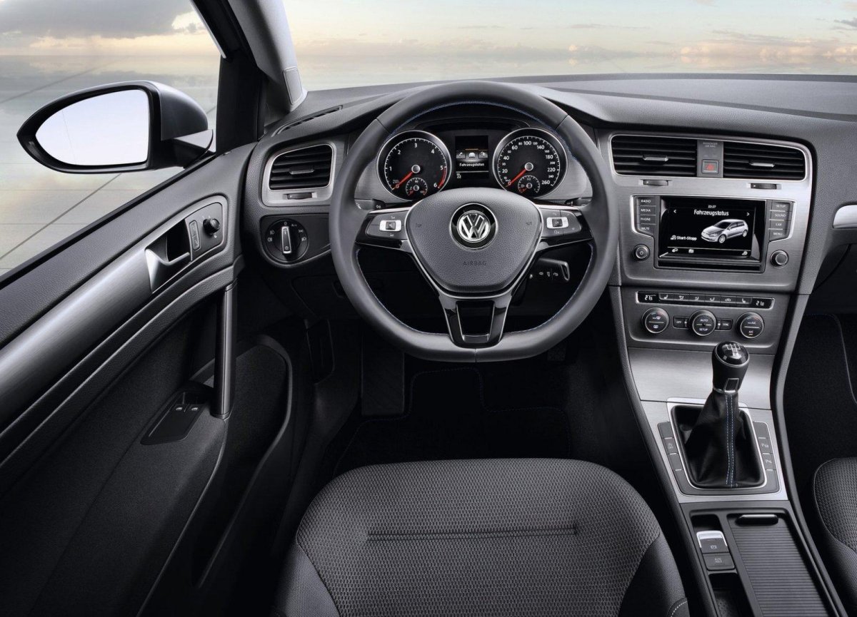 Volkswagen Golf 2014 Interior