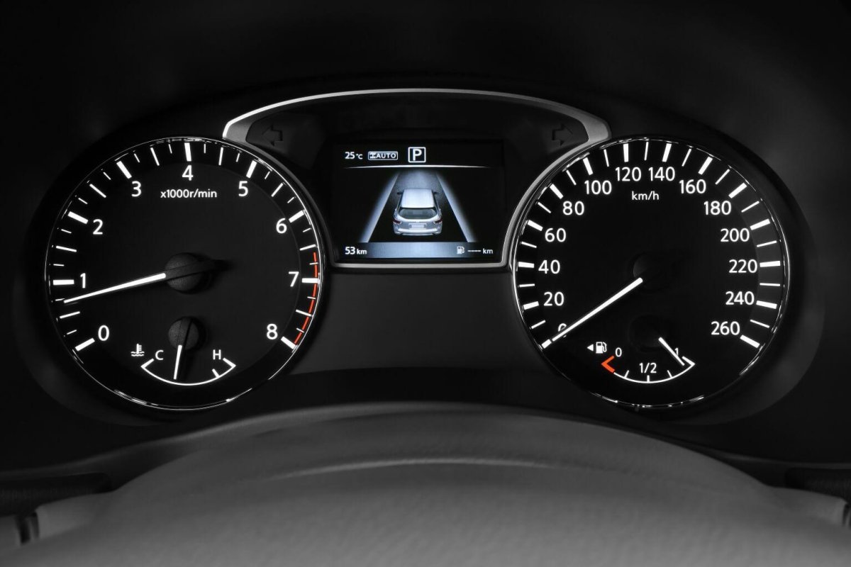 Nissan Pathfinder r51 панель приборов