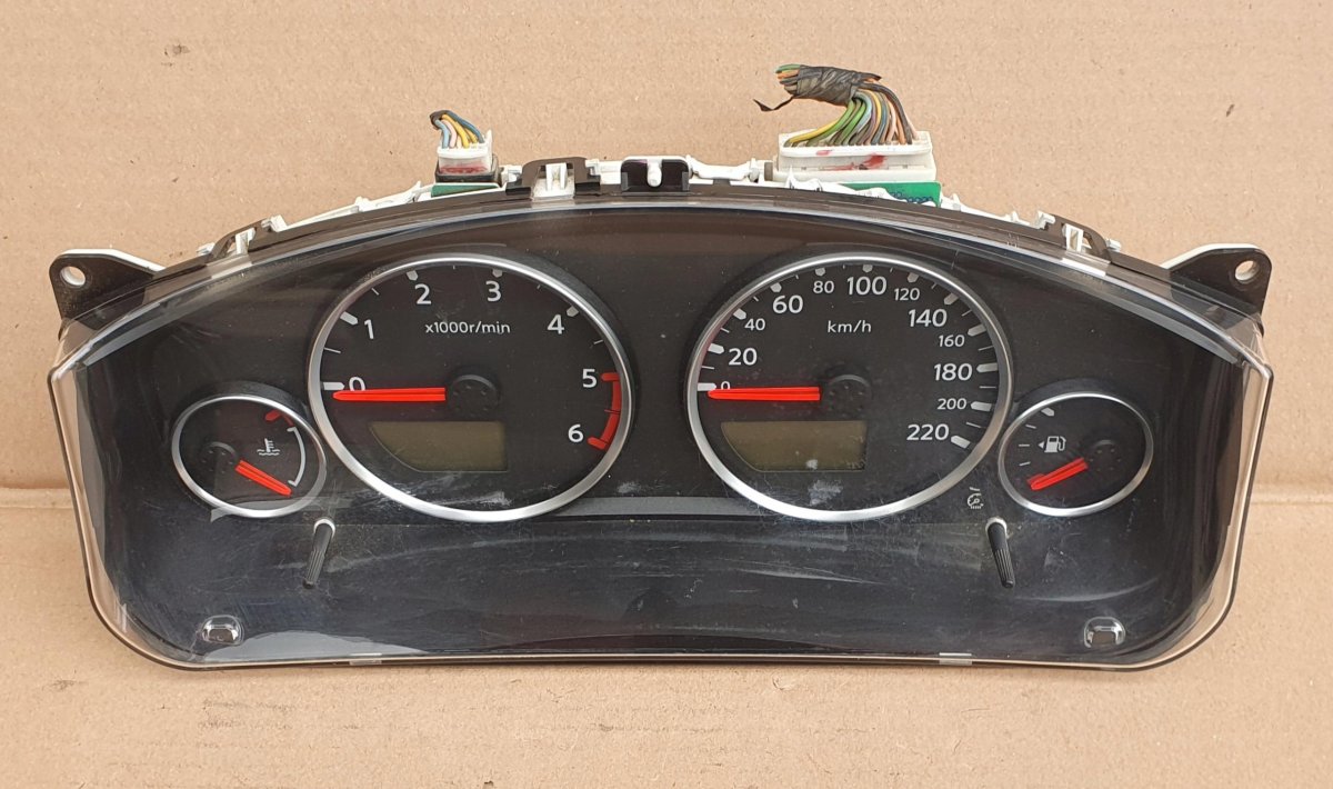 Ниссан Патфайндер спидометр